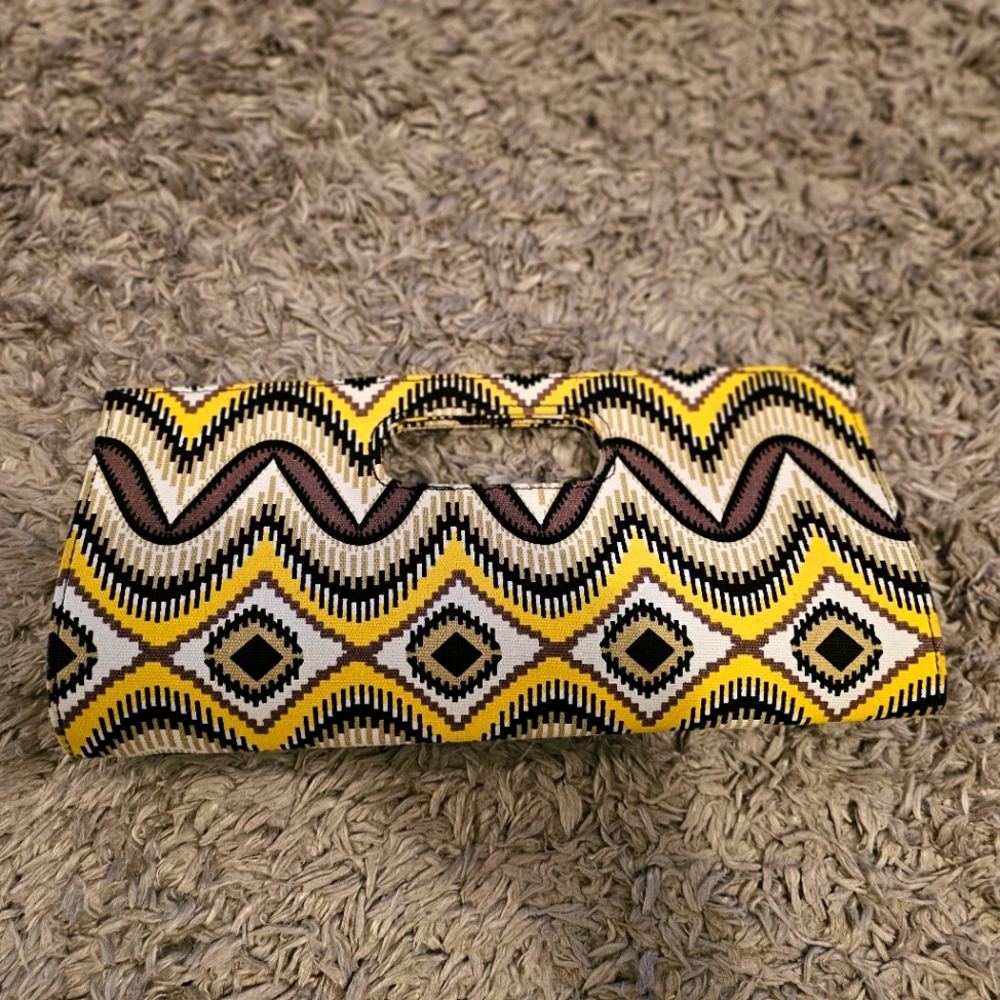 New Giannini Kaylee Clutch Bag